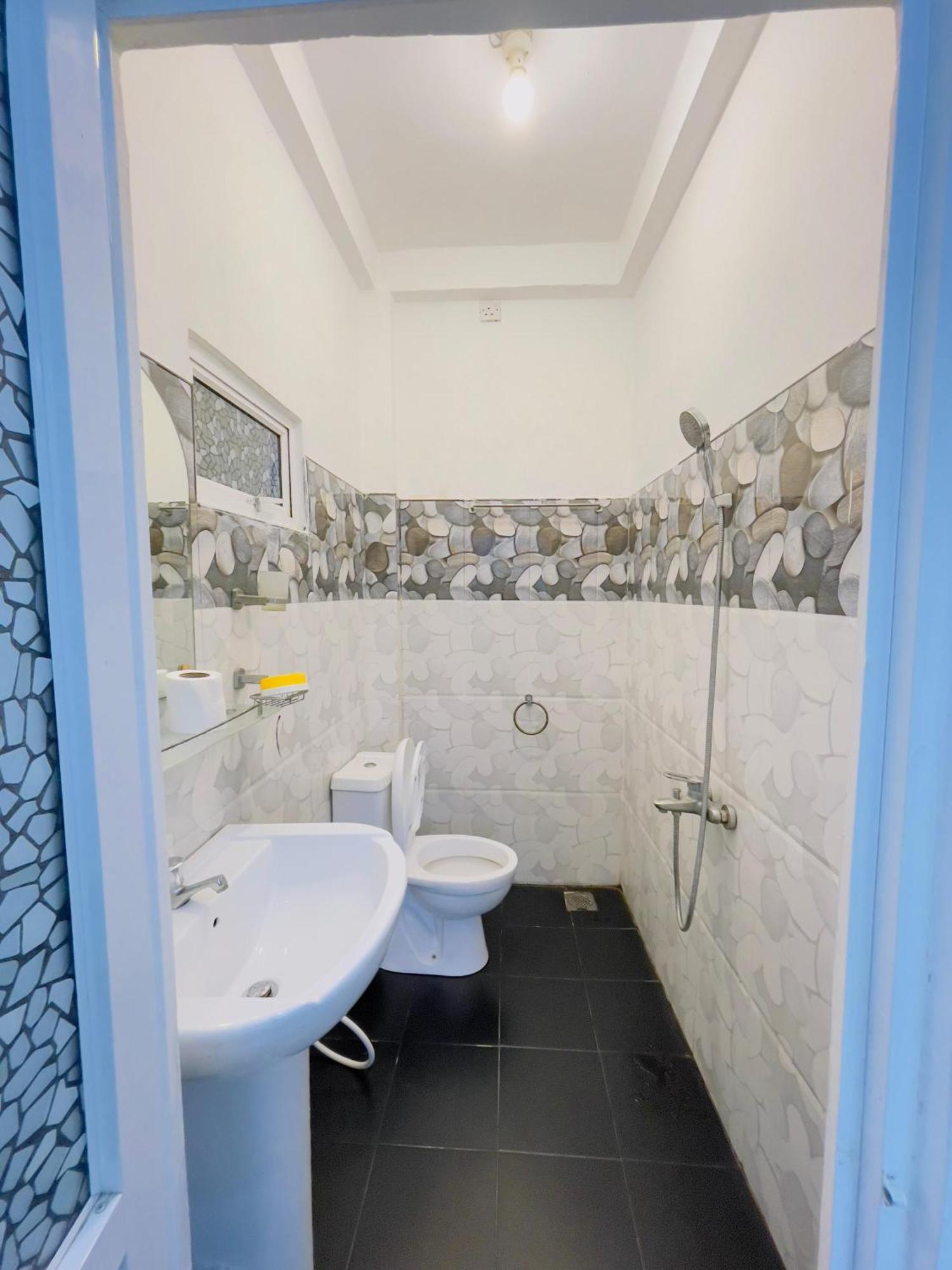 Araliya White House Apartment Negombo Luaran gambar